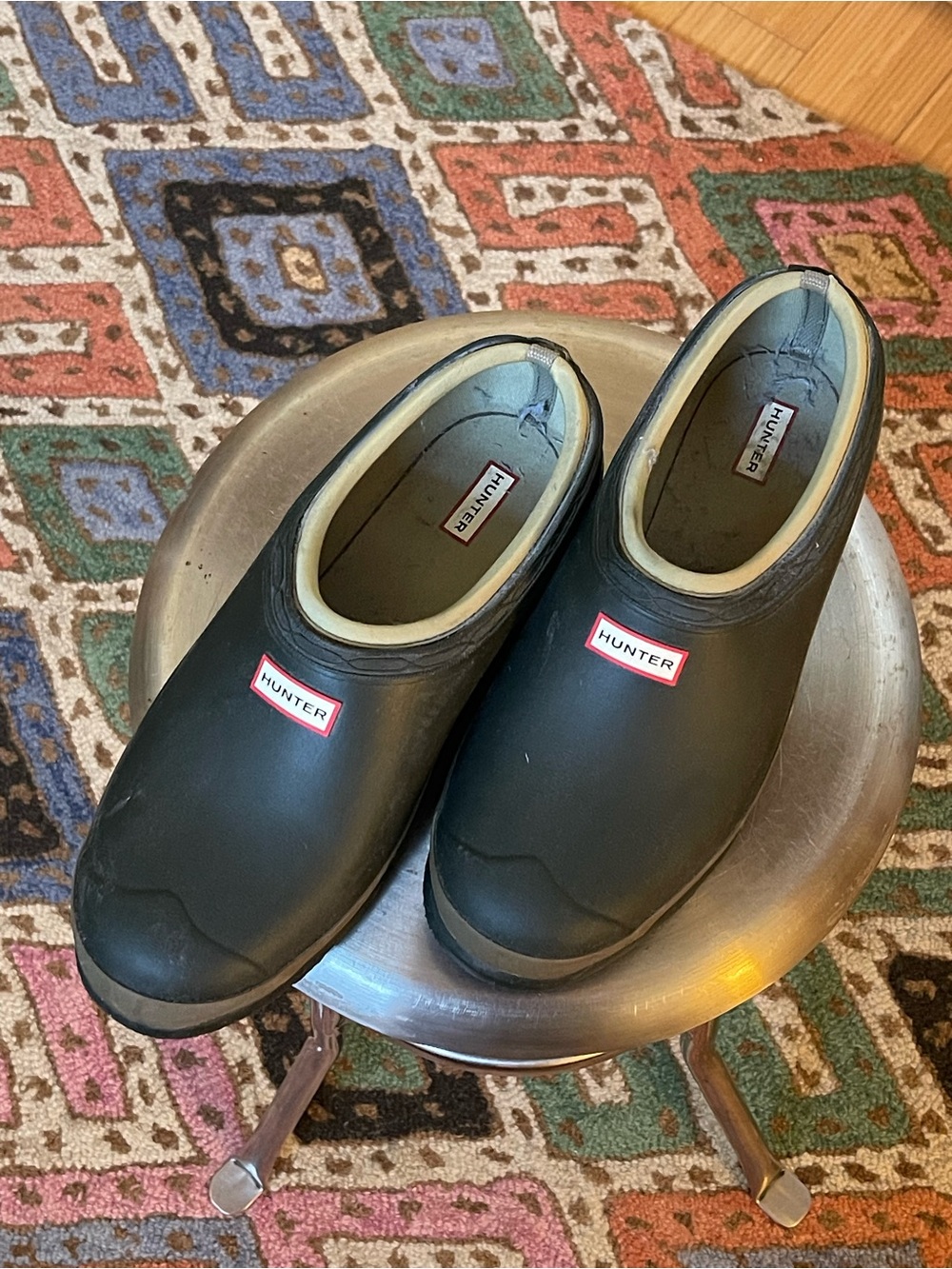 Hunter Men’s Black Low-Cut Waterproof Rain Clogs